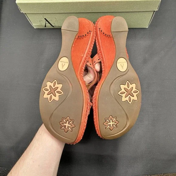 Clarks Artisan Sago Wedge Sandals Womens Size 8.5 Mango Leather Grommeted Straps - Picture 6 of 15